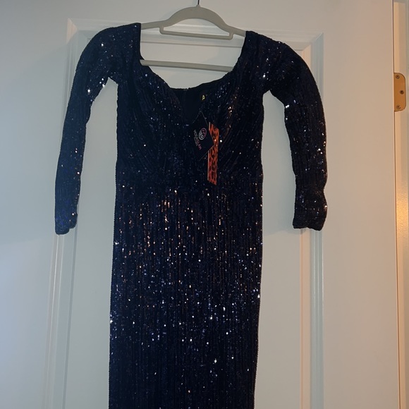 Abyss by Abby 'Manhattan' Gown- Navy - Picture 3 of 4